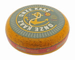 ONZE KAAZ Komijn Jong Belegen 48+, hele kaas van bovenaf met het label, Onze Kaaz kaas kopen bij Kaasdok.nl