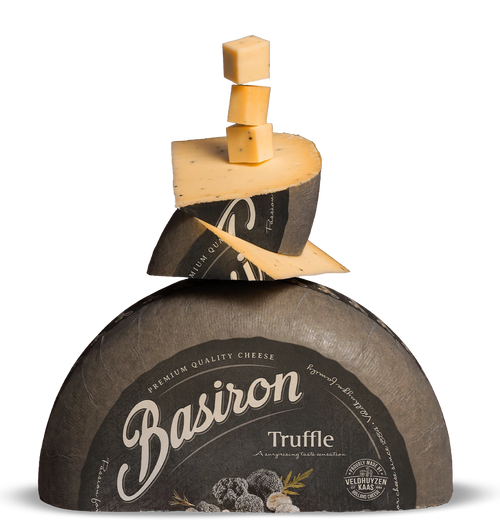 Basiron Trüffel 50+, halber Laib mit Würfeln, Basiron Käse kaufen bei Kaasdok.nl